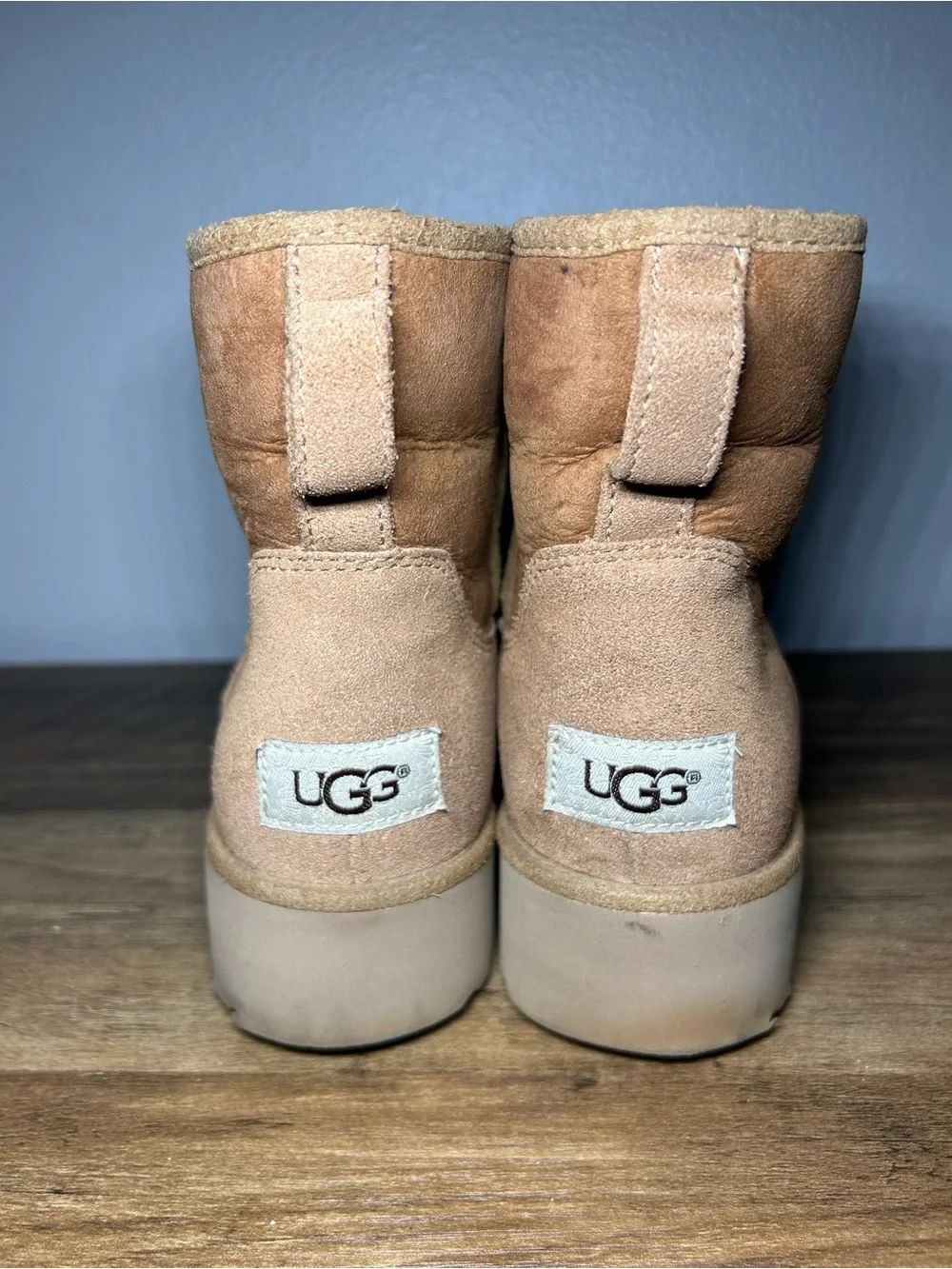 UGG classic womens